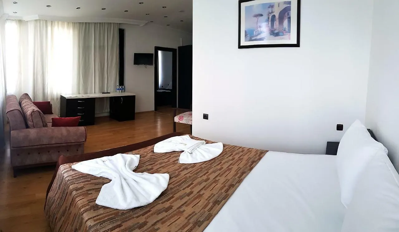 Kolibry Hotel Antalya 3*,